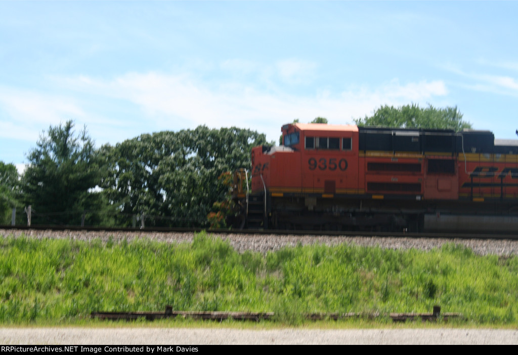 BNSF 9350